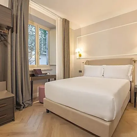 Hotel Bh